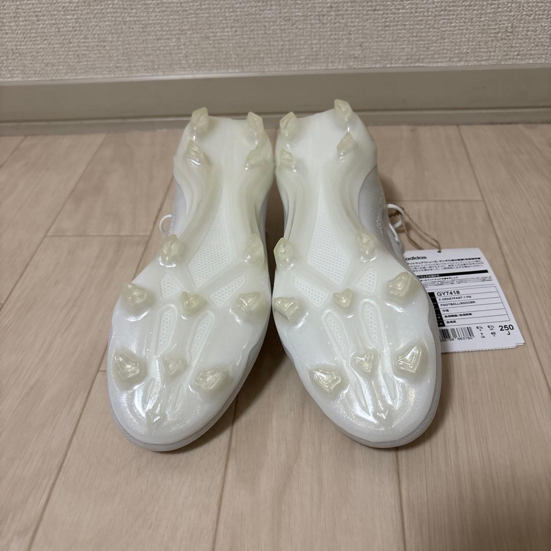 adidas サッカーシューズ　クレイジーファスト.1 fg
