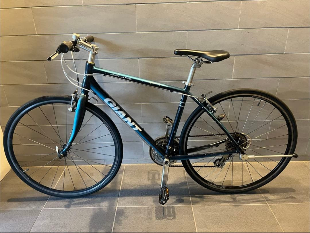 【東京近郊受渡希望】クロスバイク ジャイアント ESCAPE サイズM 即乗可能