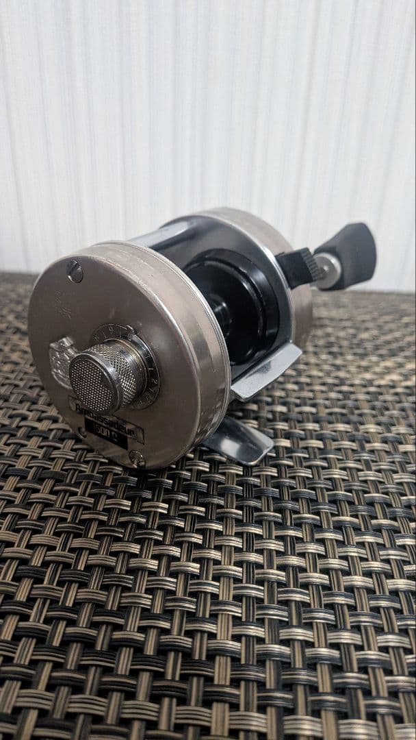 美品 abu 1500c アブ 1500c 78年 アブガルシア アンバサダー