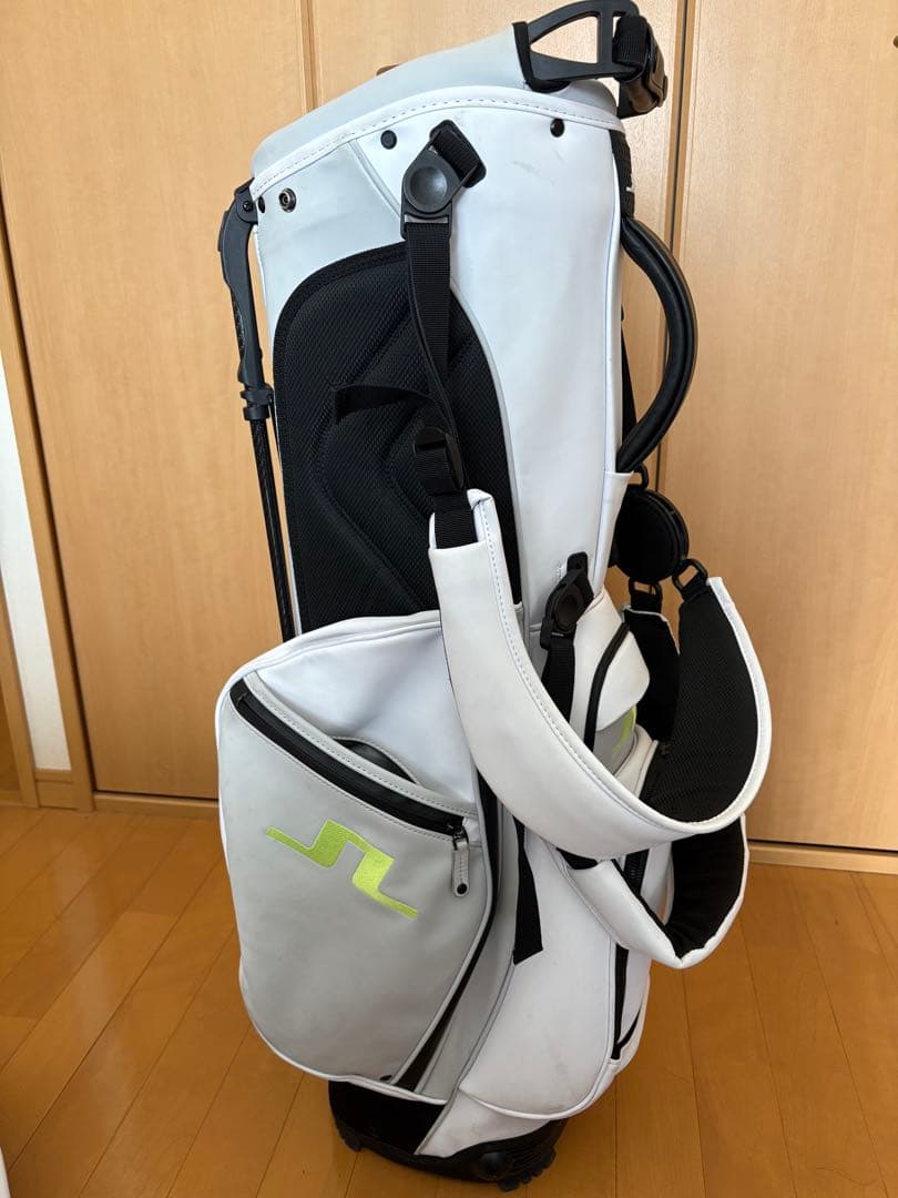 【日本未発売品】Vessel × J.Lindebergスタンドバック
