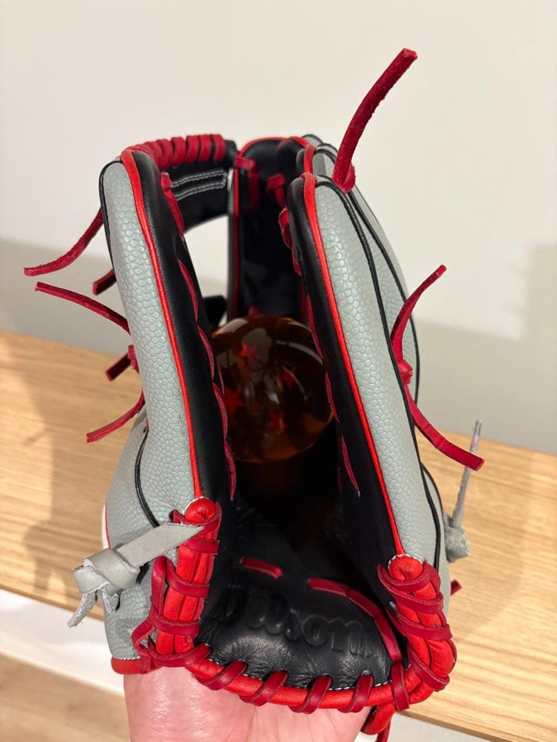 限定お値引　Wilson 軟式　グローブ ワナビーヒーロー　87型　限定カラー