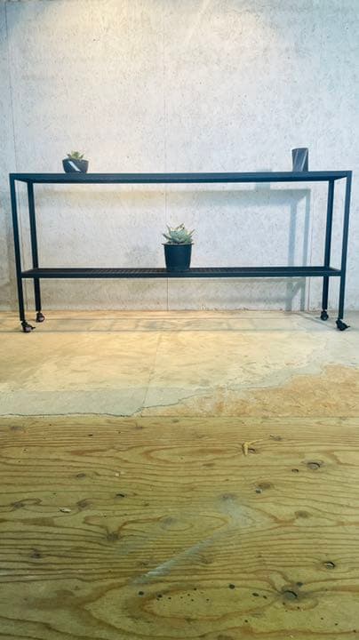 フルオーダー　ボタニカルラック　店舗什器　塊根植物や店舗のディスプレイなどに