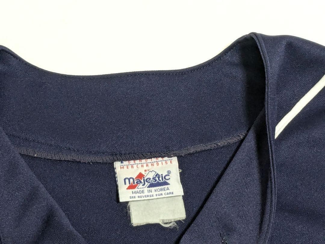 Indians Majestic刺繍入ボタン式ユニフォーム ネイビー