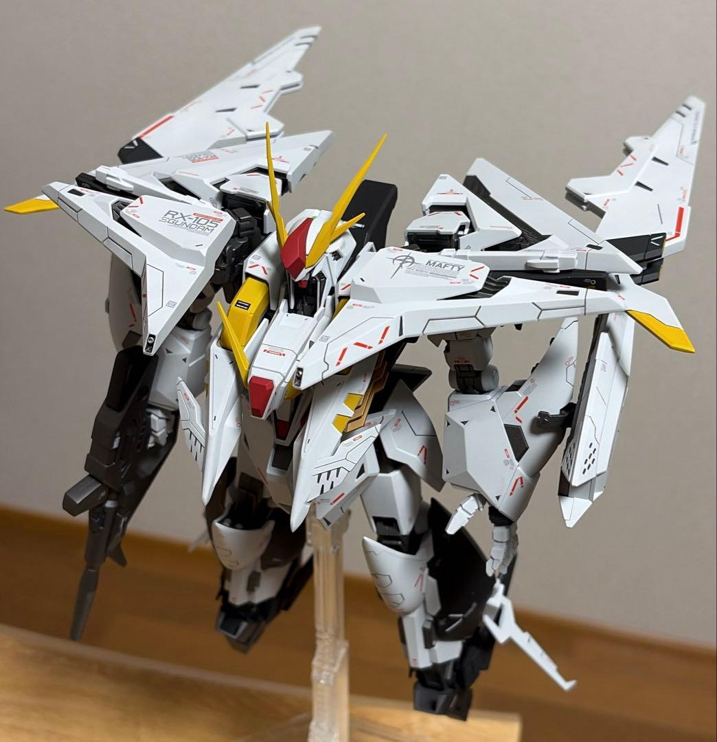 HGUC Ξガンダム 塗装済み完成品