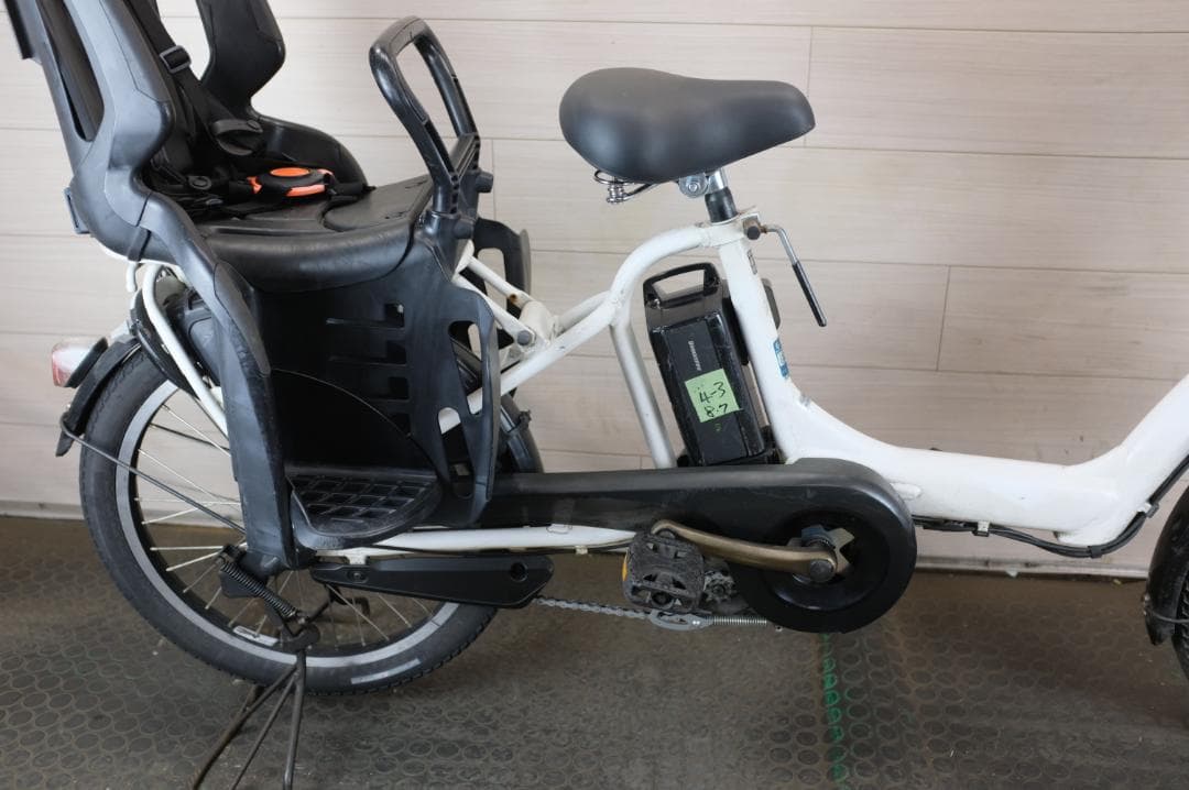 S*t様 電動自転車 ヤマハPAS KISS　20インチ　3段　8.7Ah充電器
