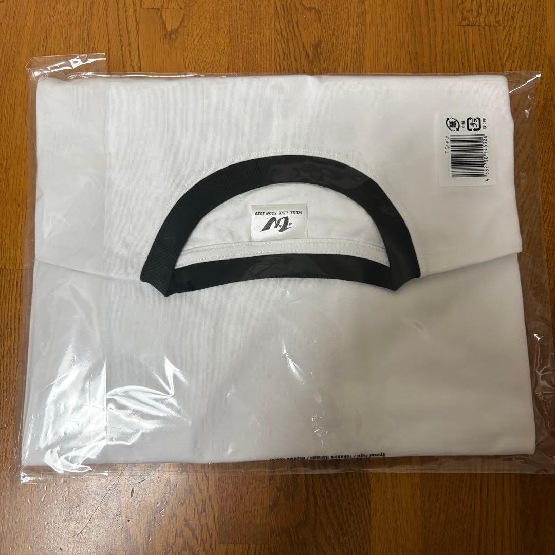 WEST.唯一無二　バック・カー・プリント・オモテ・ニ・ドンッ！Tシャツ