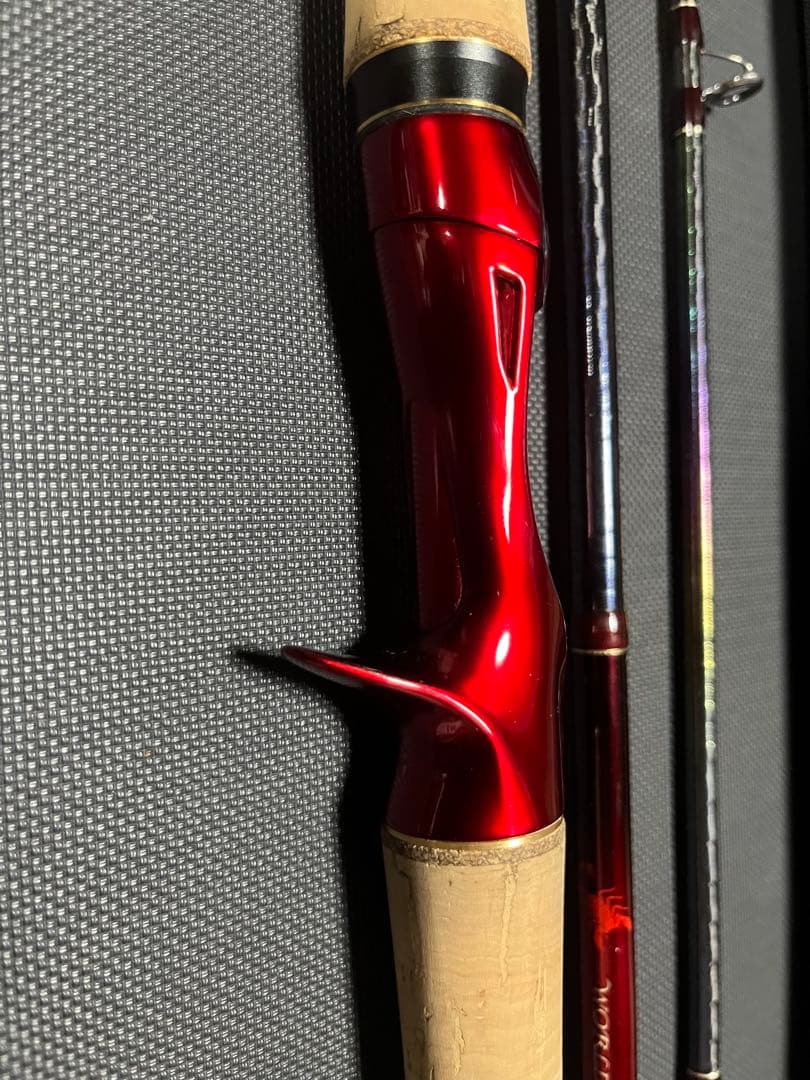 ワールドシャウラ　1652R-3 シマノ　SHIMANO スーパーレッド