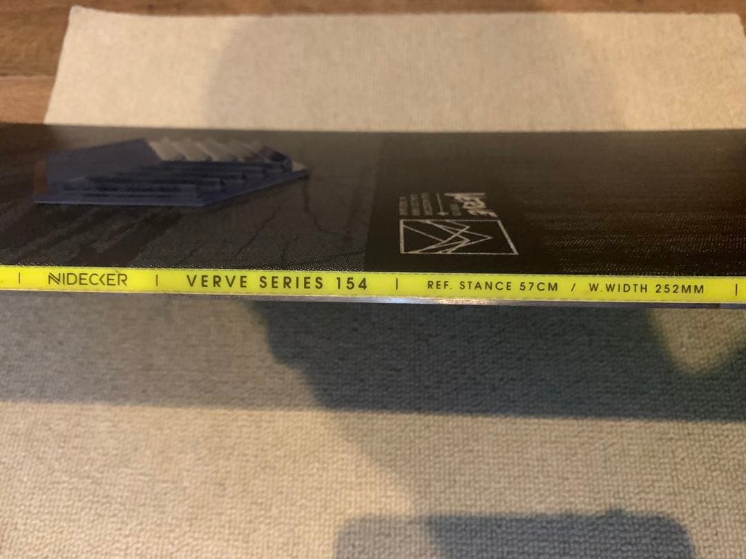 スノーボード NIDECKER VERVE 154