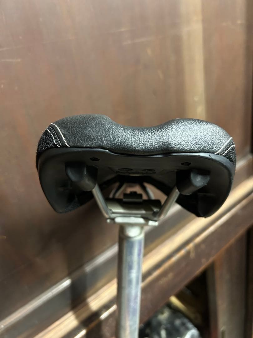 ＳＤＧ　ベルエア　サドル mtb ピスト