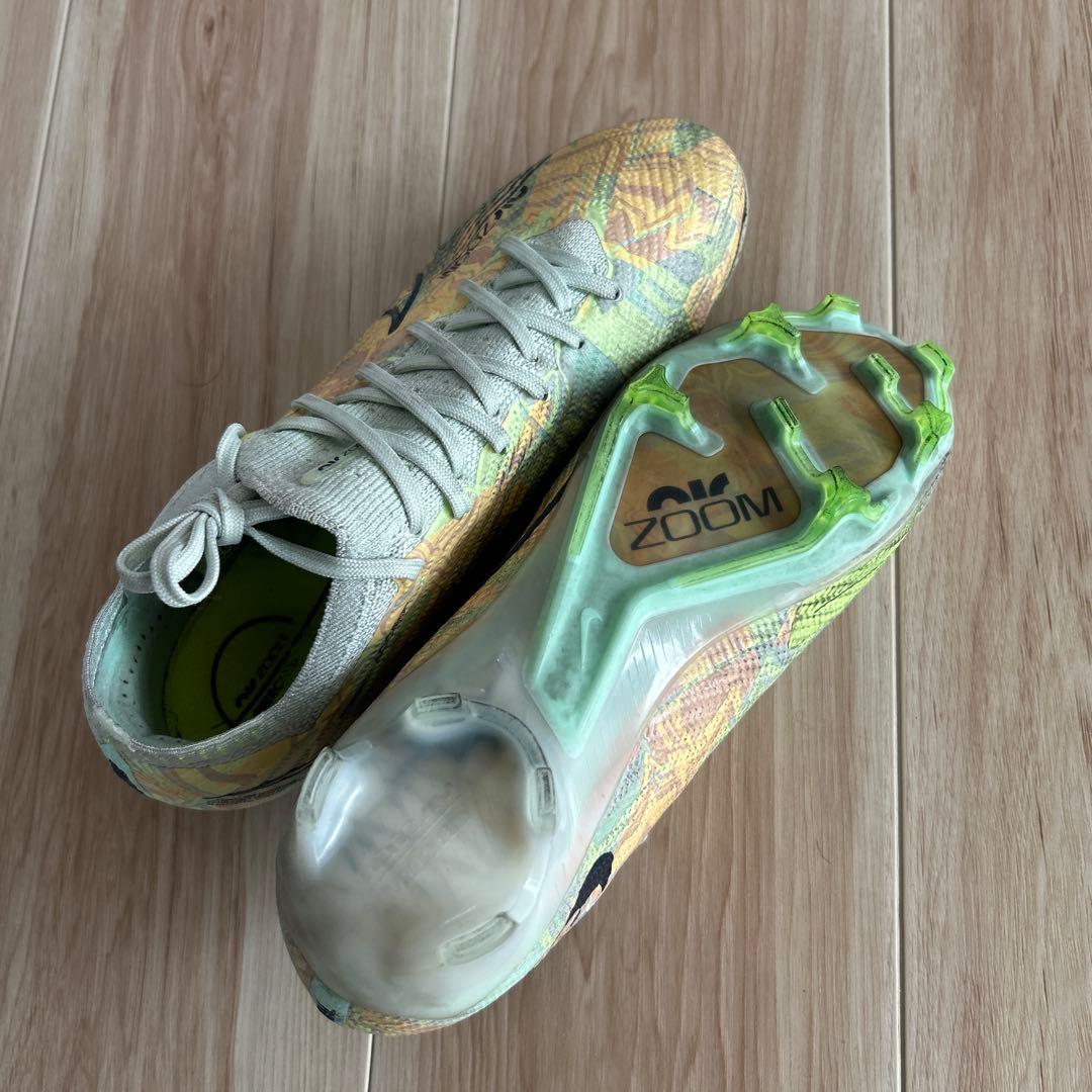 NIKE ZOOM マーキュリアル　ヴェイパー15 エリートFG 24.0cm