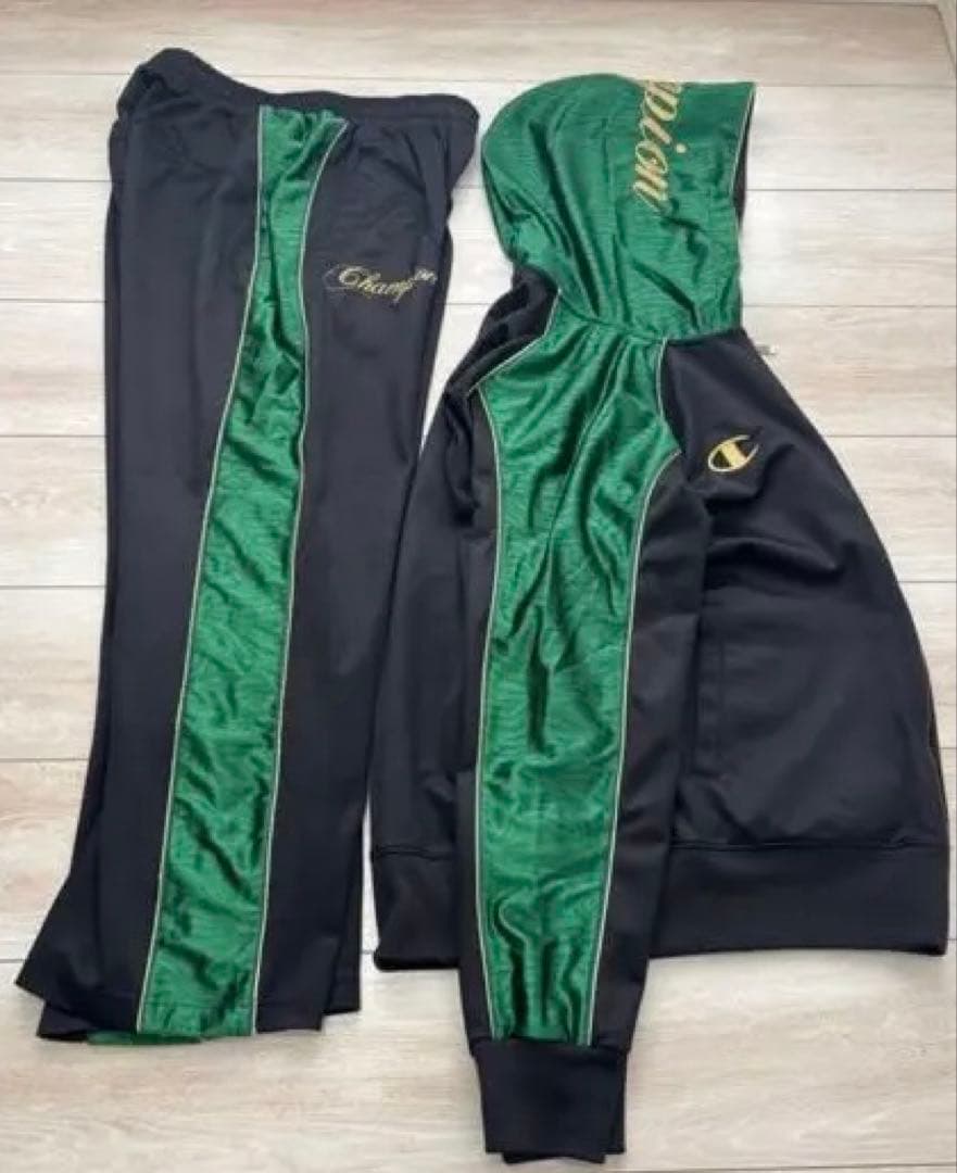 チャンピオン　champion セットアップ❣️ 上下共サイズL❣️ 送料込み価格❣️