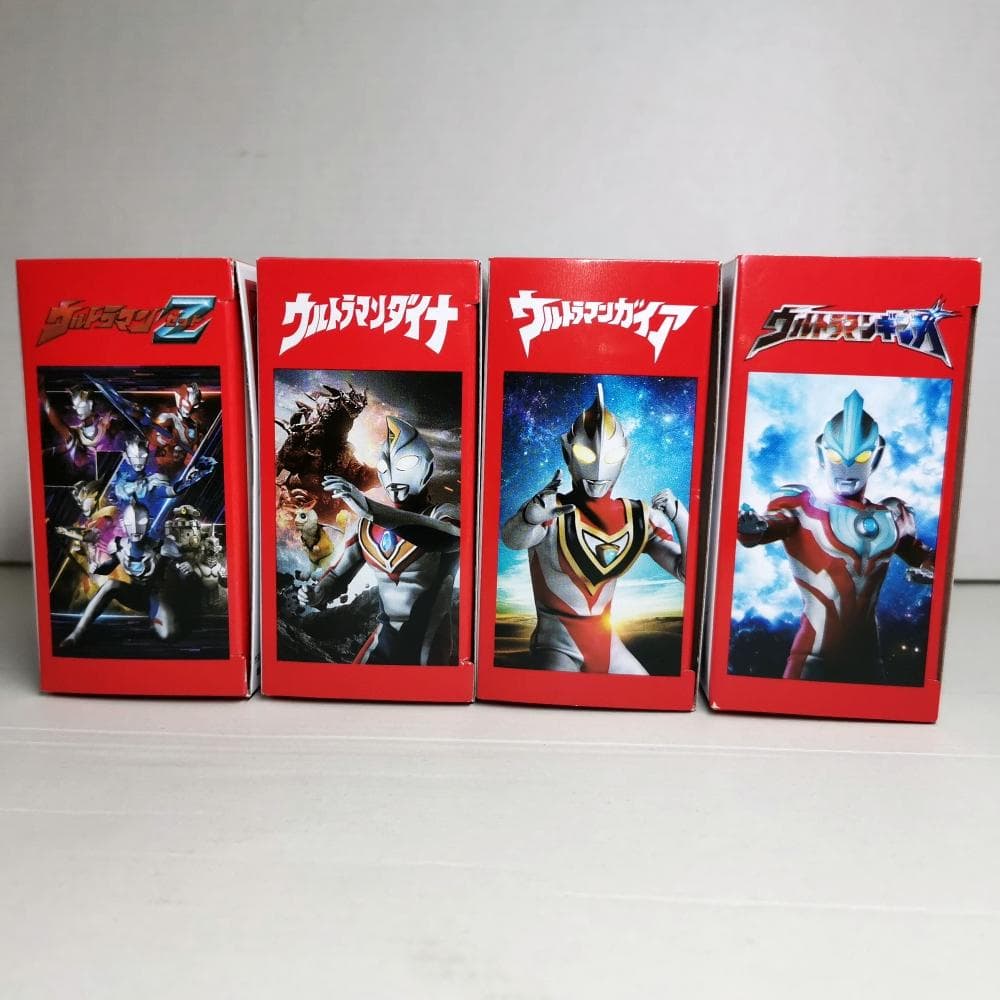 ウルトラマントミカ ４種(UTR-05~08)　箱が大きいタイプ