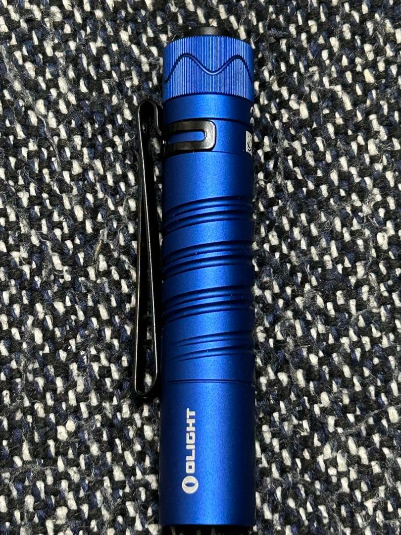 OLIGHT (オーライト) i5R EOS ブルー