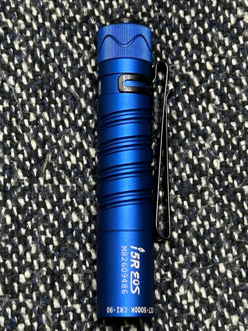 OLIGHT (オーライト) i5R EOS ブルー