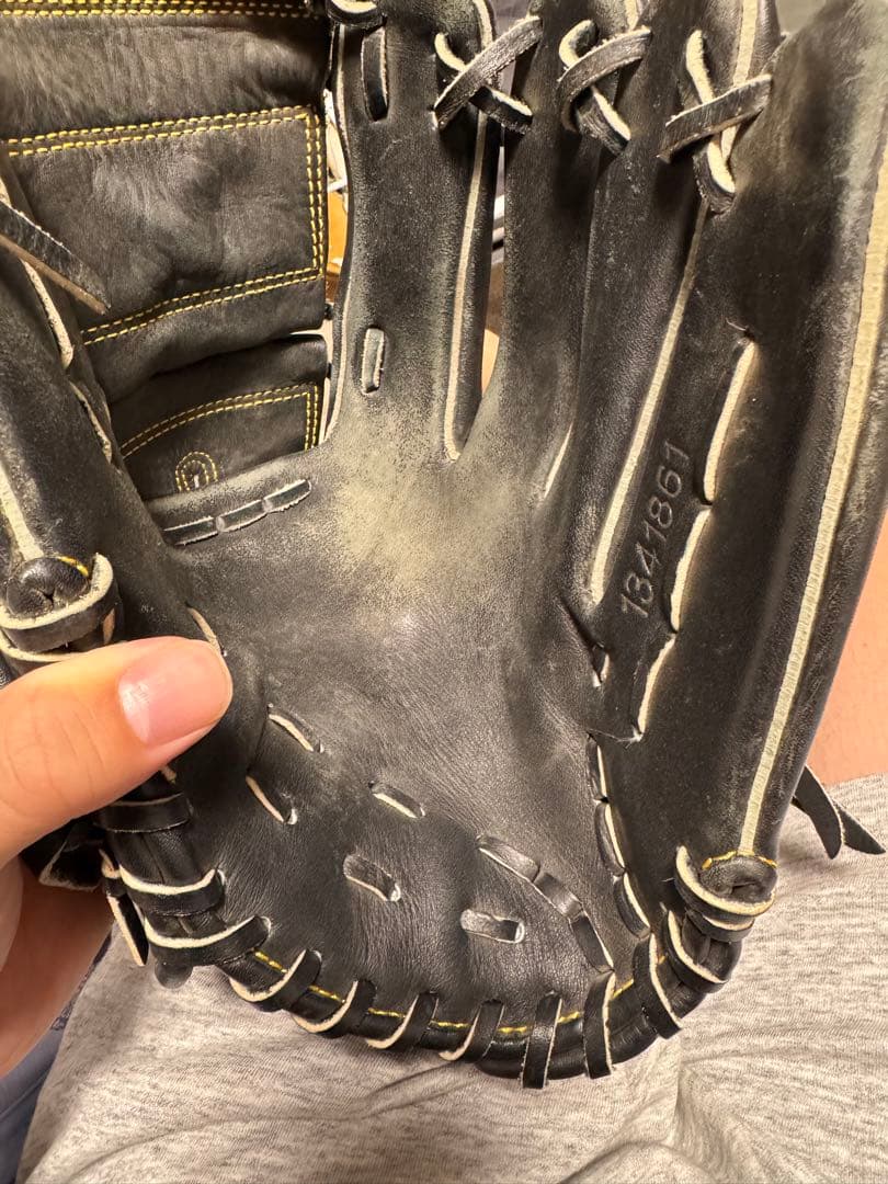 M*6様 Under Armour 野球グローブ 黒/黄色