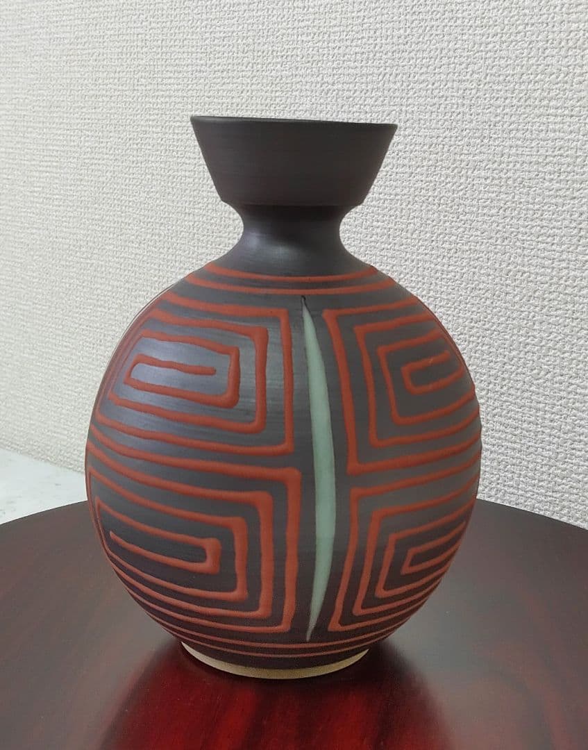 ◇後藤滋之 赤色 花瓶 共箱