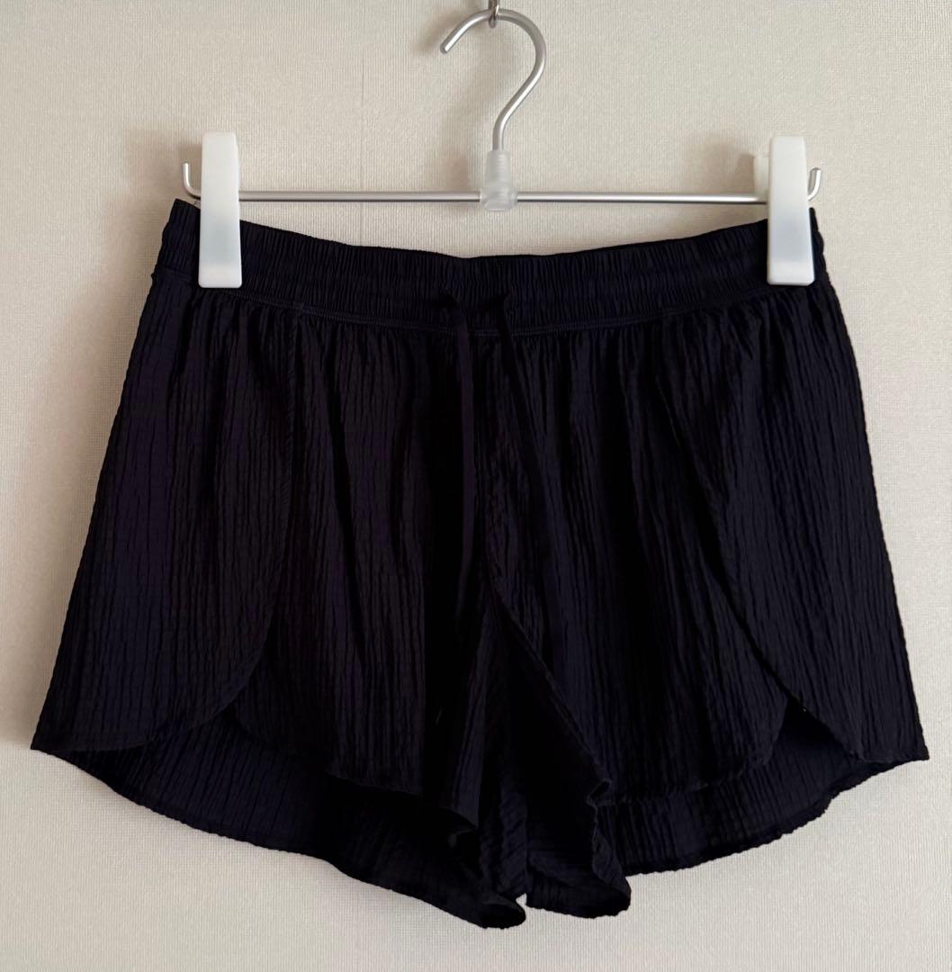 lululemon ショートパンツ　ブラック