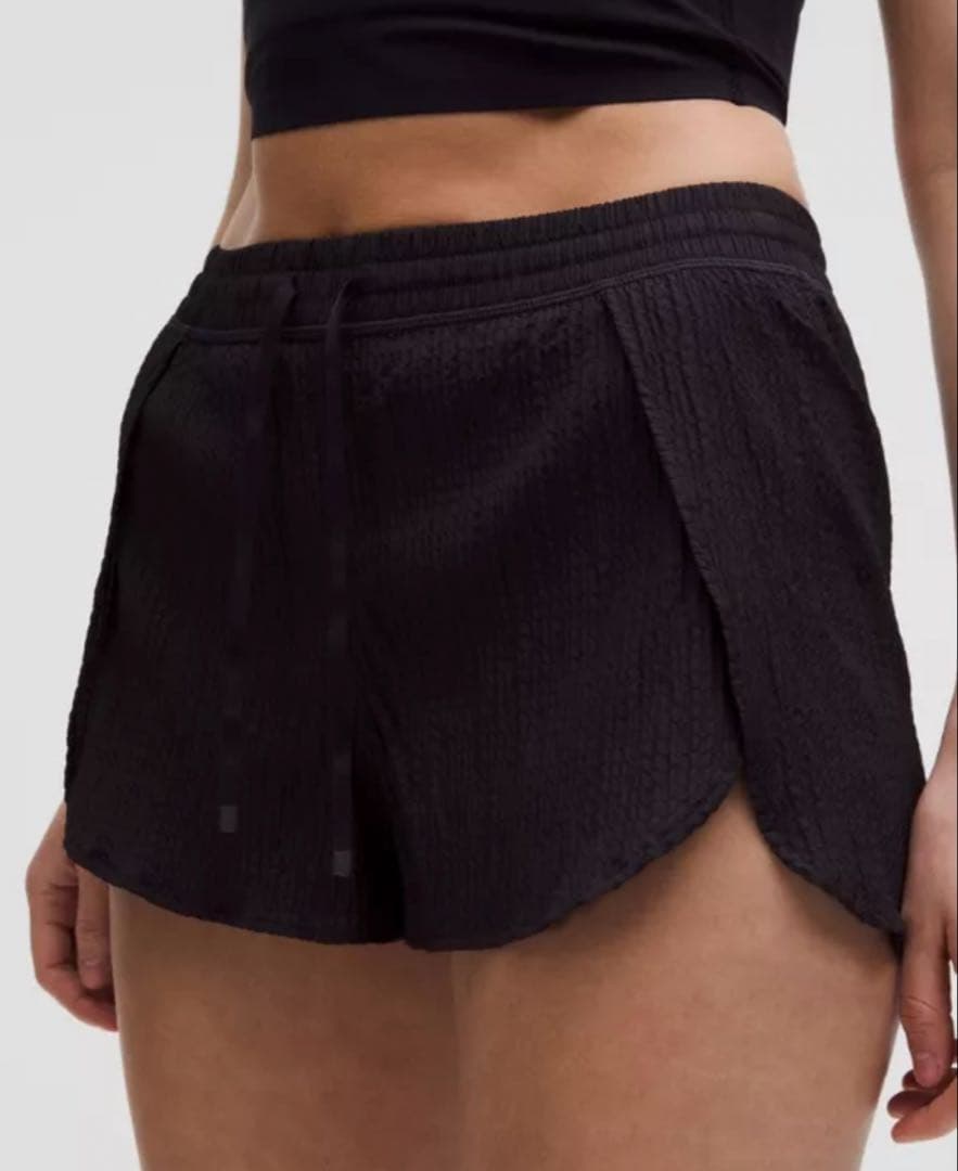 lululemon ショートパンツ　ブラック