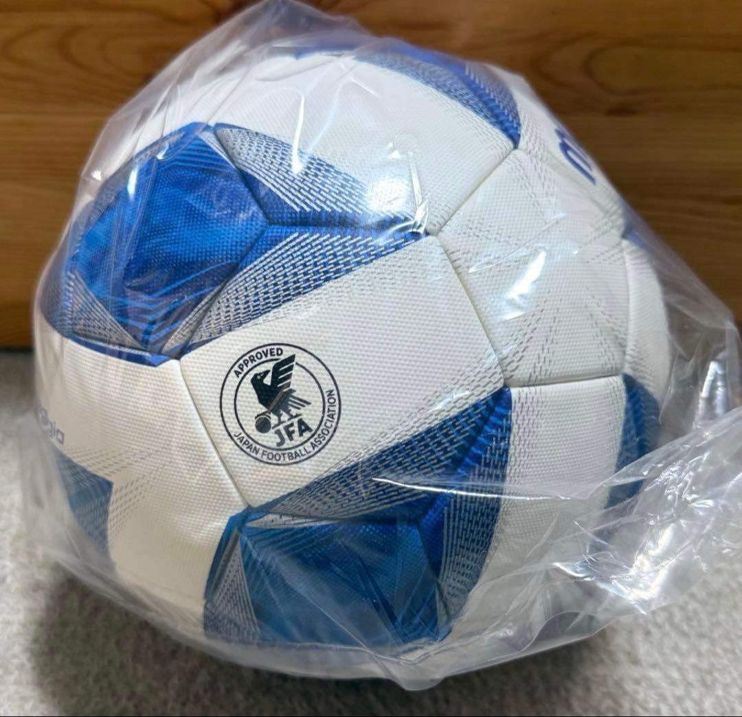 新品・未使用　molten(モルテン) サッカーボール　4号　検定球