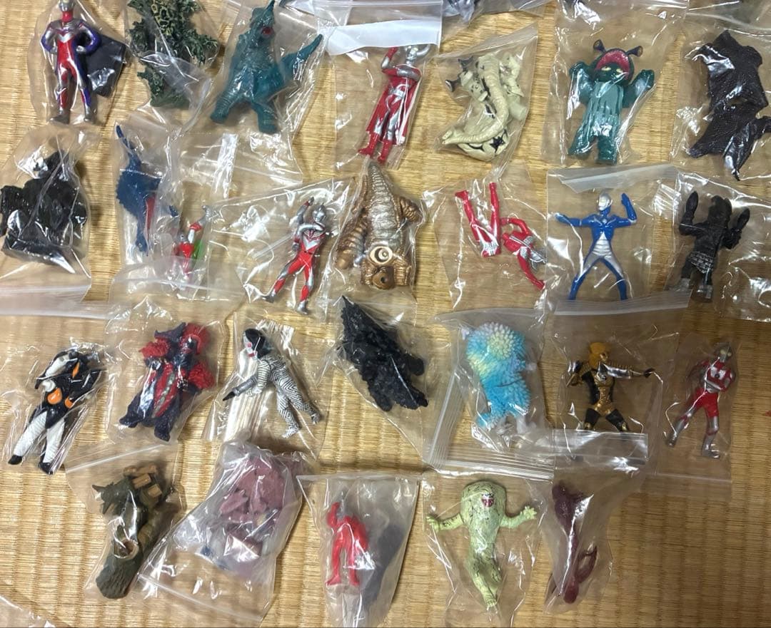 HGシリーズ　ウルトラマン　フィギュア40セットまとめ売り