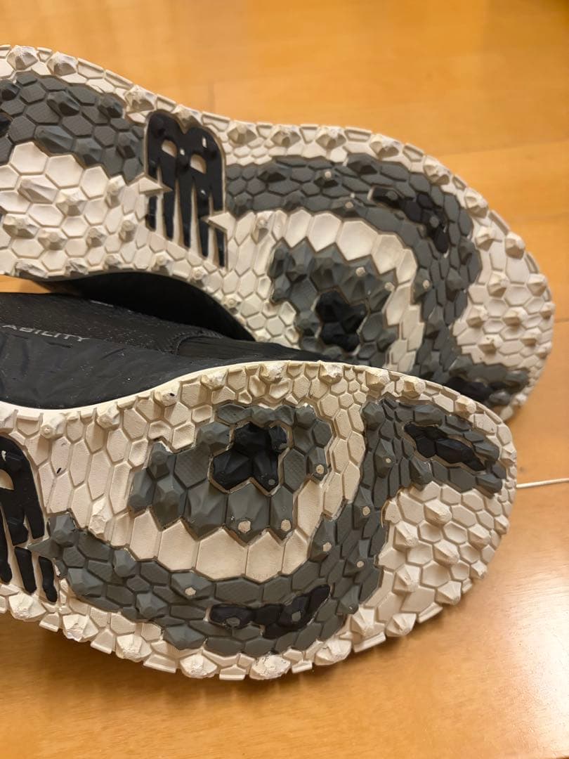 ニューバランスNew Balance MGB4700 ゴルフシューズ ブラック