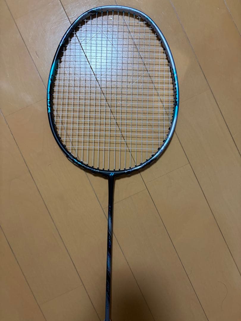 バドミントンラケット アストロクス88D pro