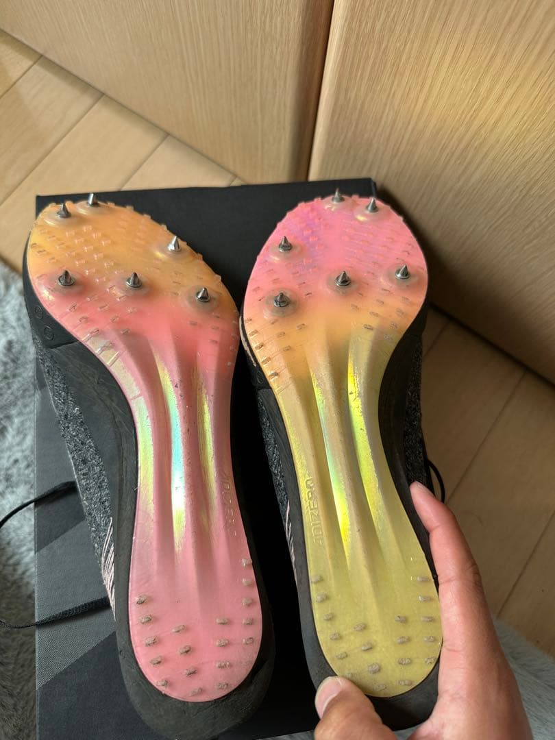 adidas 陸上競技用スパイクシューズ