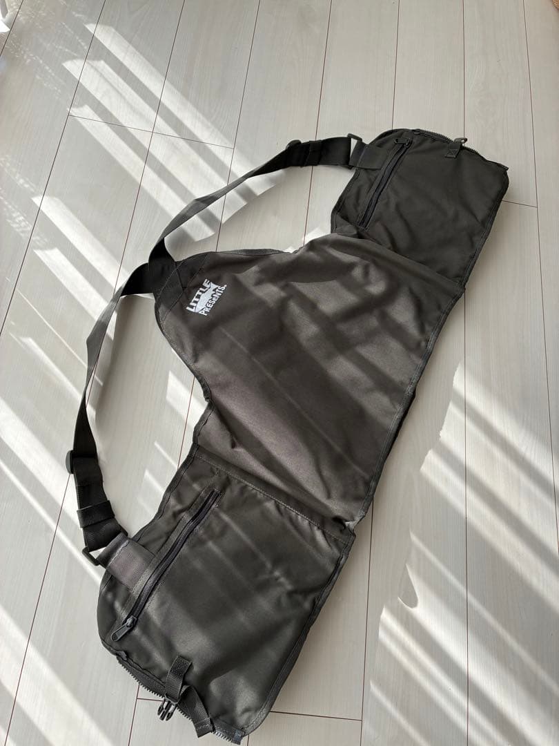 リトルプレゼンツ　美品　V-25 TRクラシックベスト 渓流　源流トラウト