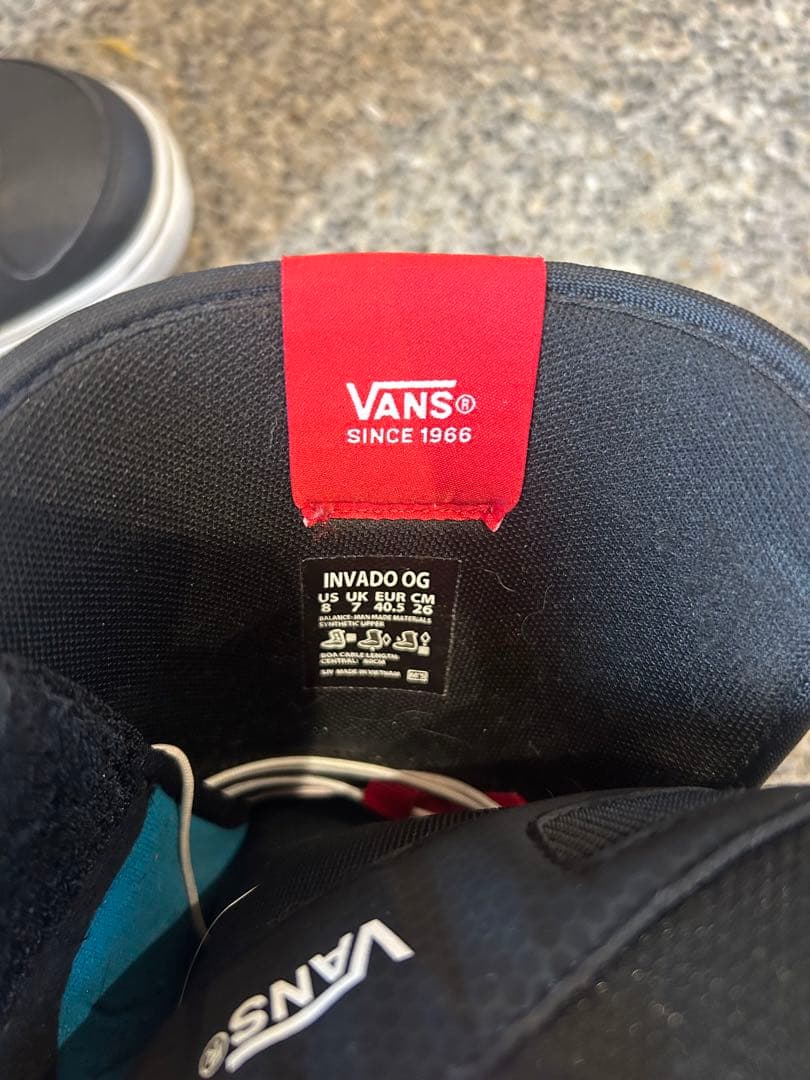 Vans V1 UltraCush スノーボードブーツ ブラック