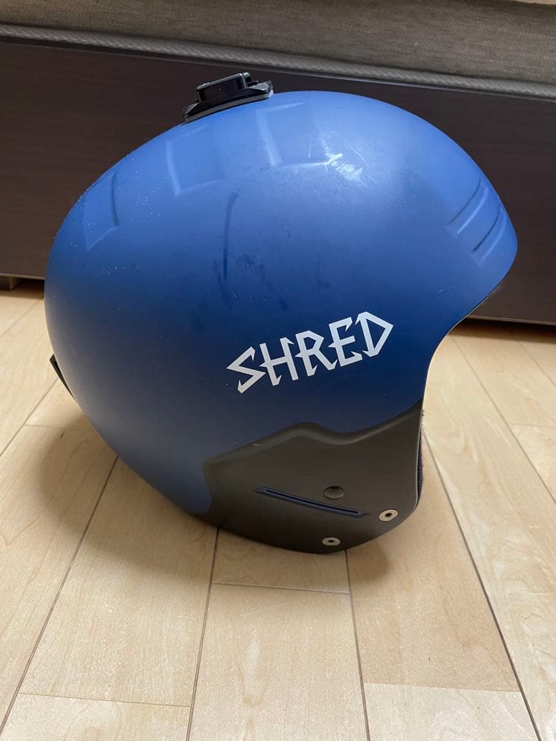 FIS対応アルペンスキーヘルメットSHRED チンガード付