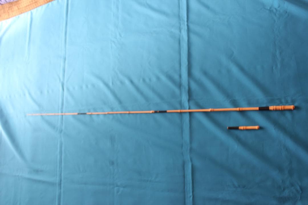 ＲNO83　タナゴ和竿　3本繋ぎ、2本繋ぎでも使える布袋竹　半製品　色塗りだけ