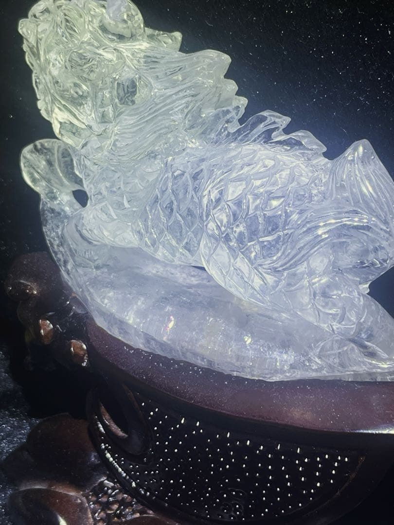 水晶　天然石　彫刻　彫り物　風水　クリスタル　縁起　置物　麒麟