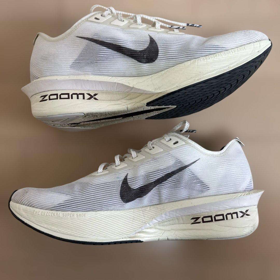 Nike VAPORFLY04 25.5cmランニングシューズ