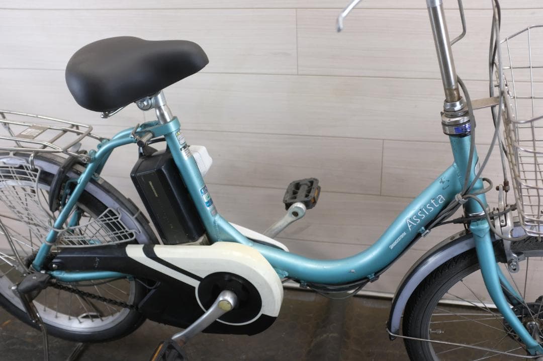 鳥居寿和 )ブリヂストン製 アシスタ　20インチ3段　12.8Ah充電あり