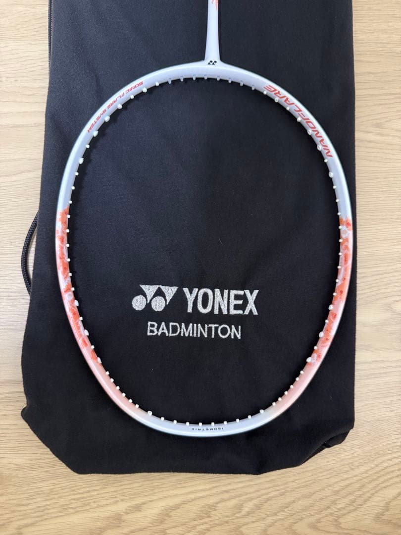 YONEX バドミントンラケット　初心者向け　NANOFLARE300