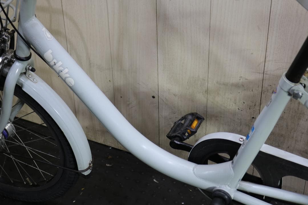 ブリヂストン bikke MOB b BM03T 20型 3段 AUTO LED