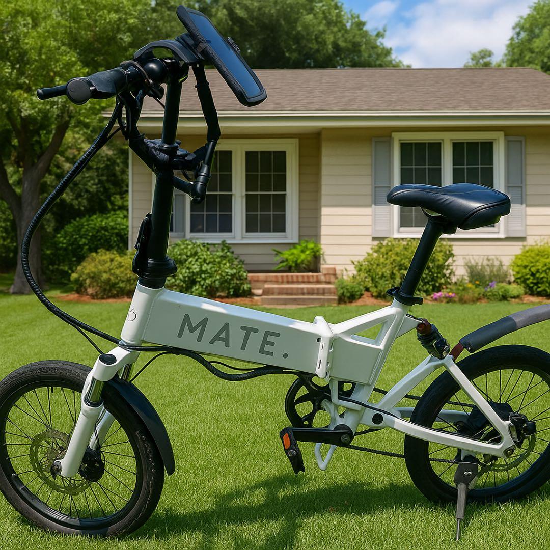 MATE CITY折りたたみ電動アシスト自転車