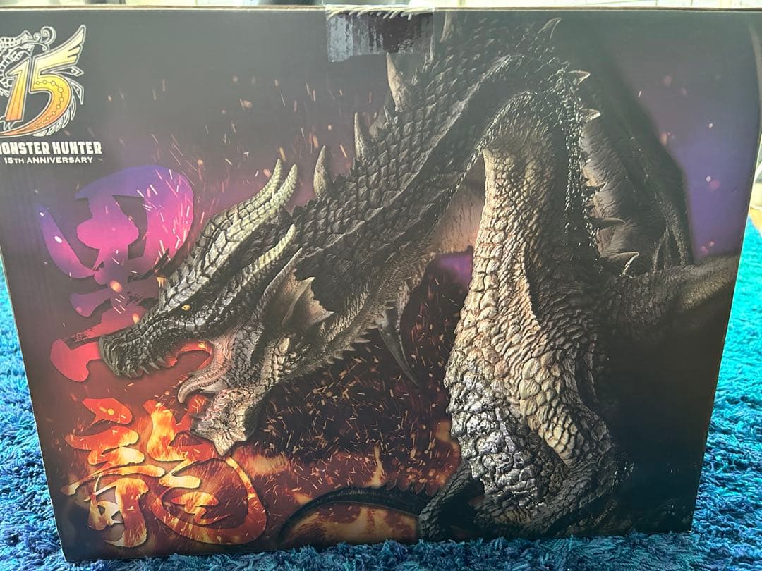 新品　CFB クリエイターズモデル 黒龍　ミラボレアス フィギュア