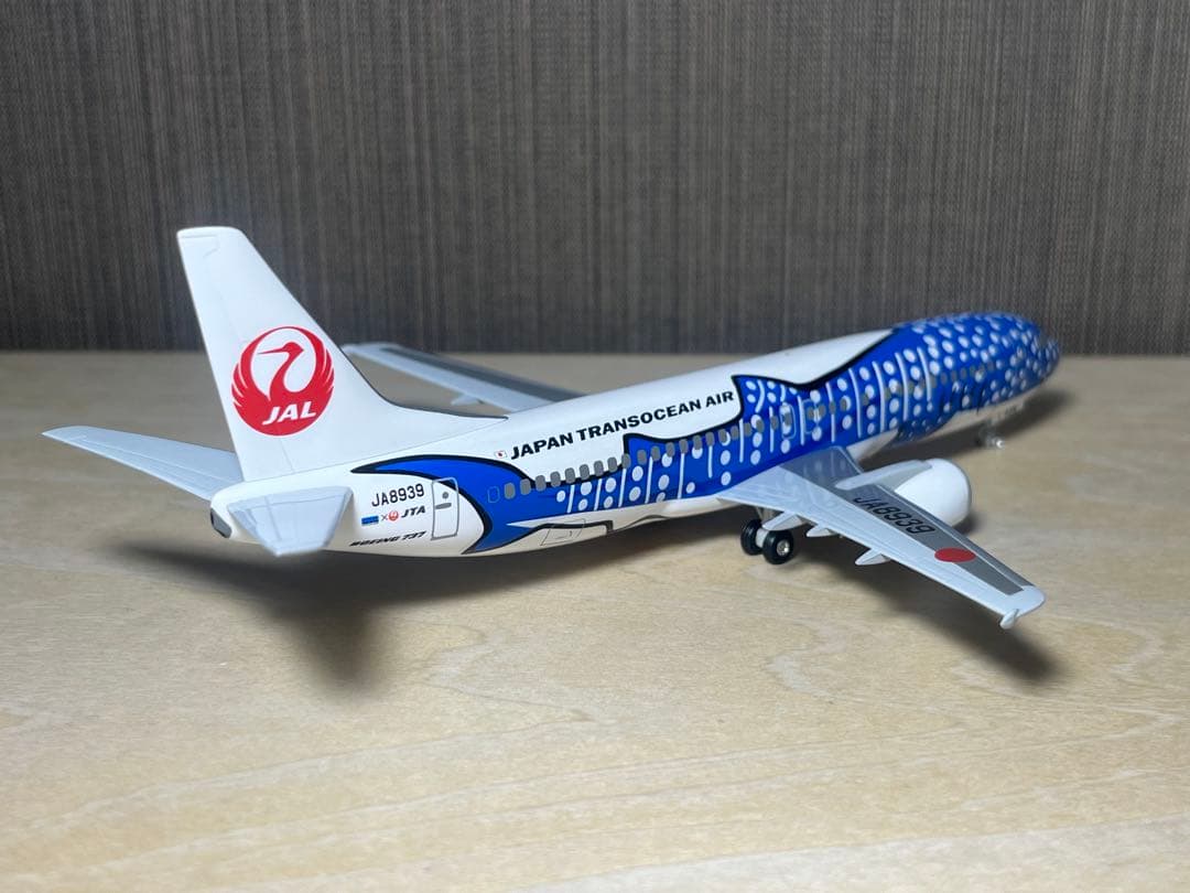 JTA 737-400 1/200 ジンベエジェット