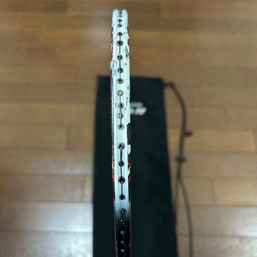 YONEX VOLTRIC 80 バドミントンラケット ケース付き