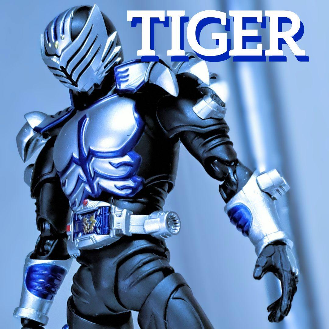( 開封品 ) S.H.Figuarts フィギュアーツ 仮面ライダータイガ