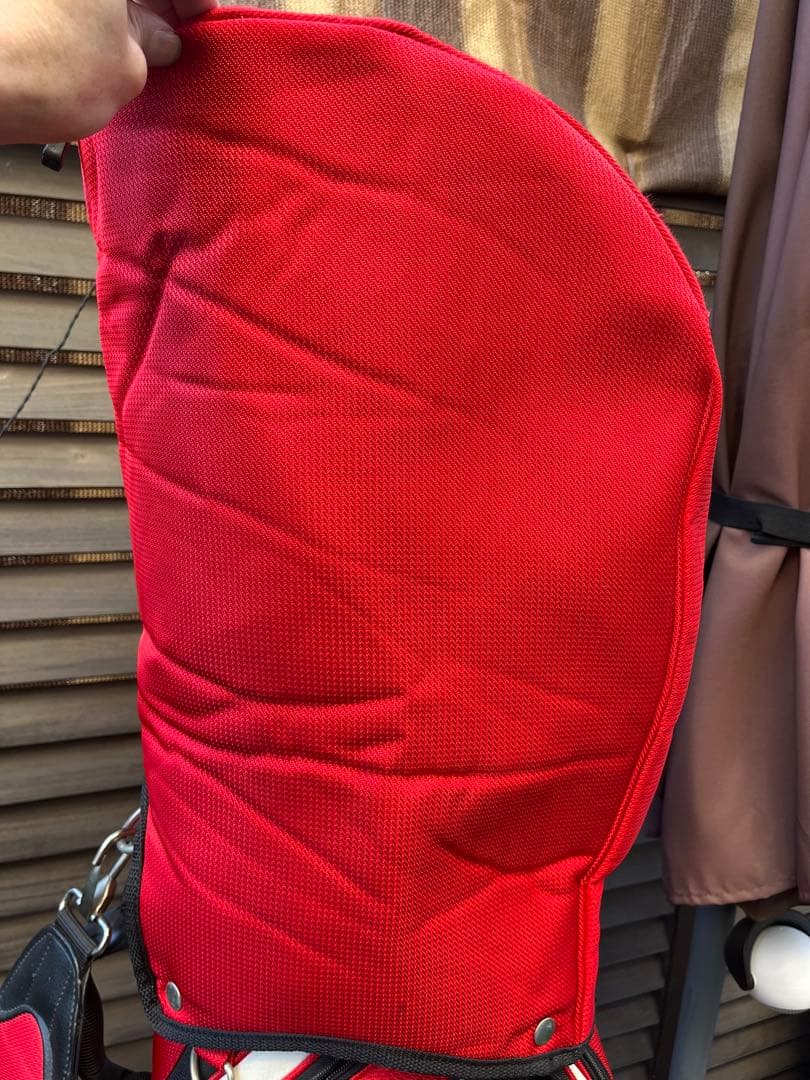 Srixon レッド キャディバッグ　　　　※値下げ交渉は歓迎致します。