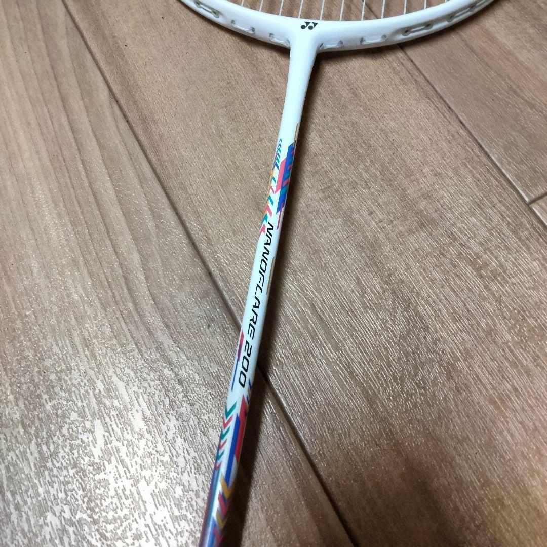 【美品】YONEX　4U5　 NANOFLARE200 バドミントンラケット