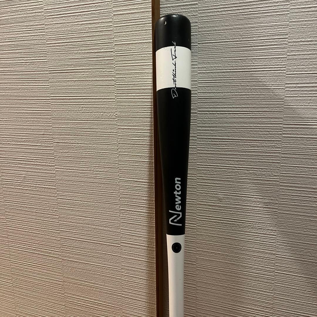 Newton トレーニングバット 83cm 960g