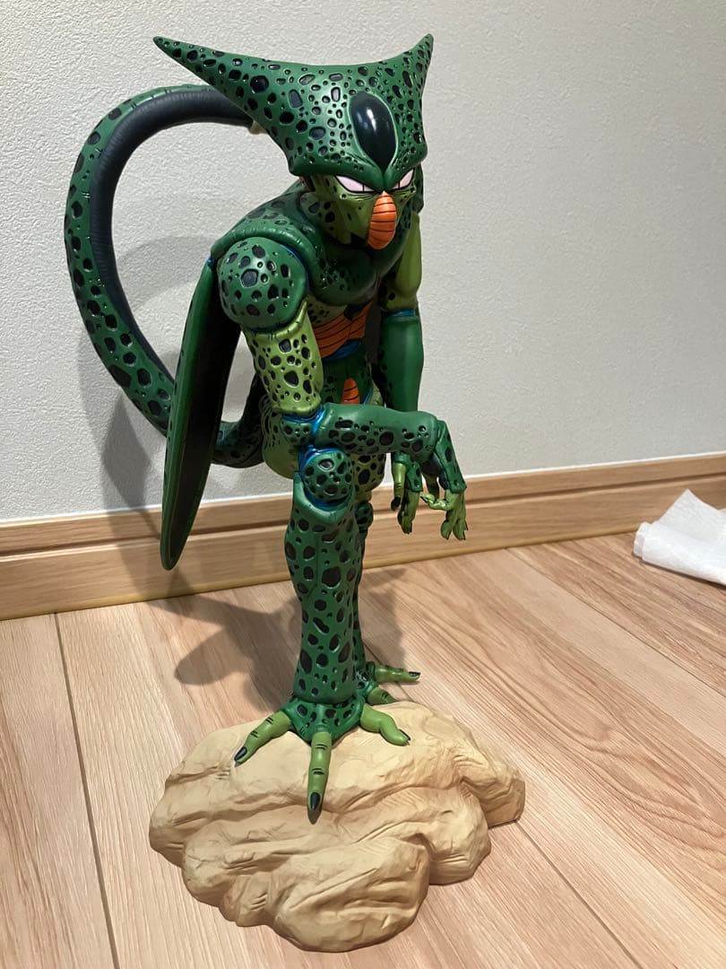 ドラゴンボールアライズ　セル　第一形態　フィギュ開封品