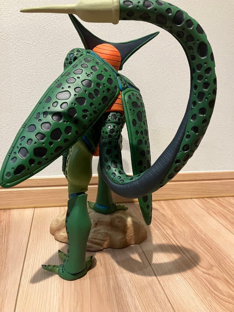 ドラゴンボールアライズ　セル　第一形態　フィギュ開封品