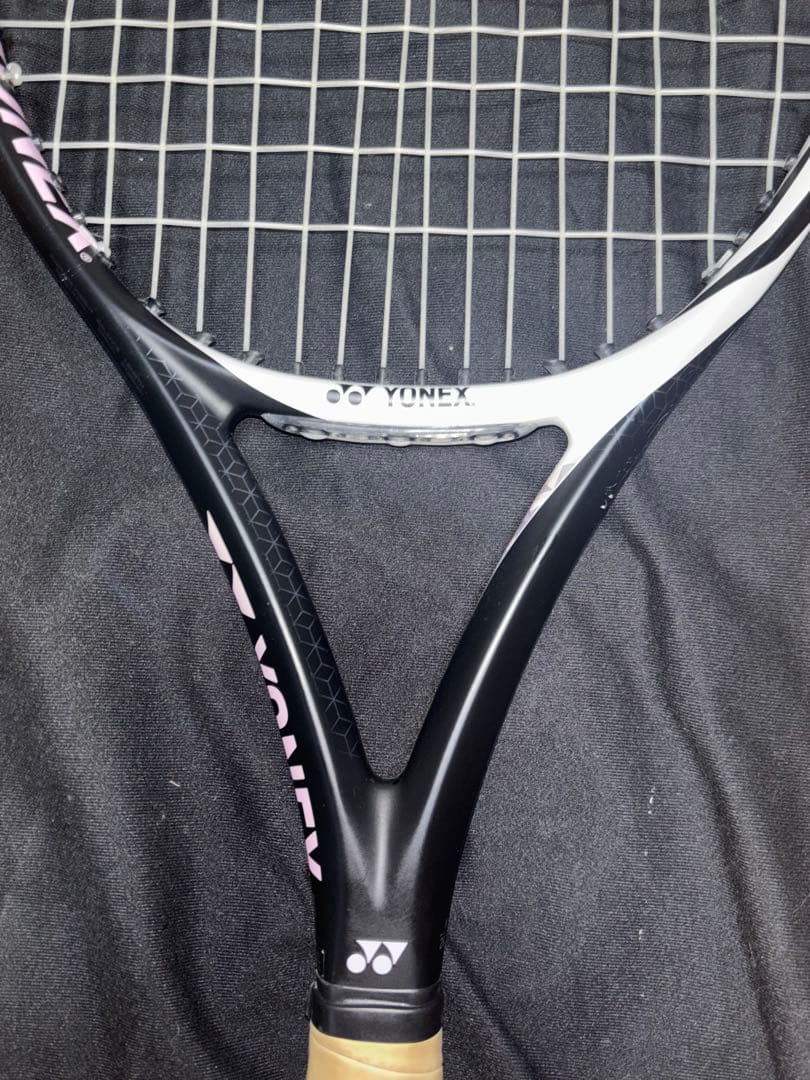 YONEX テニスラケット ブラックピンク