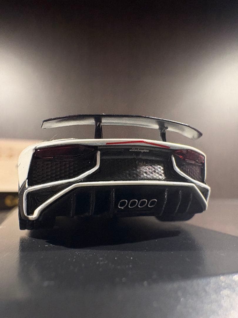 【1 of 999・カスタム品】Lamborghini Aventador SV