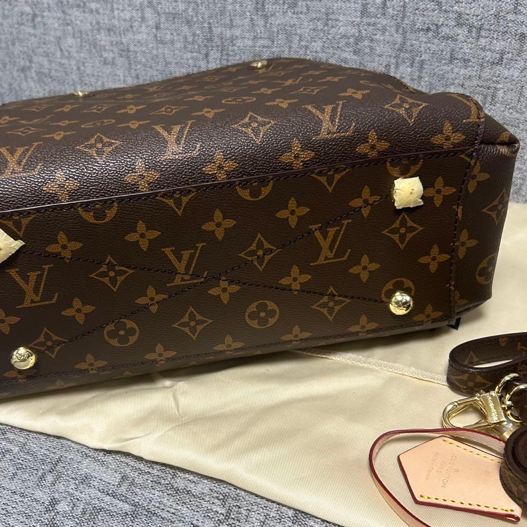 未使用LOUIS VUITTONノベルティトートバッグ　ショルダー付き