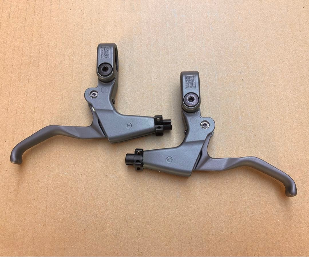 美品!! XTR Vブレーキレバー /BL-M950 / シマノ shimano